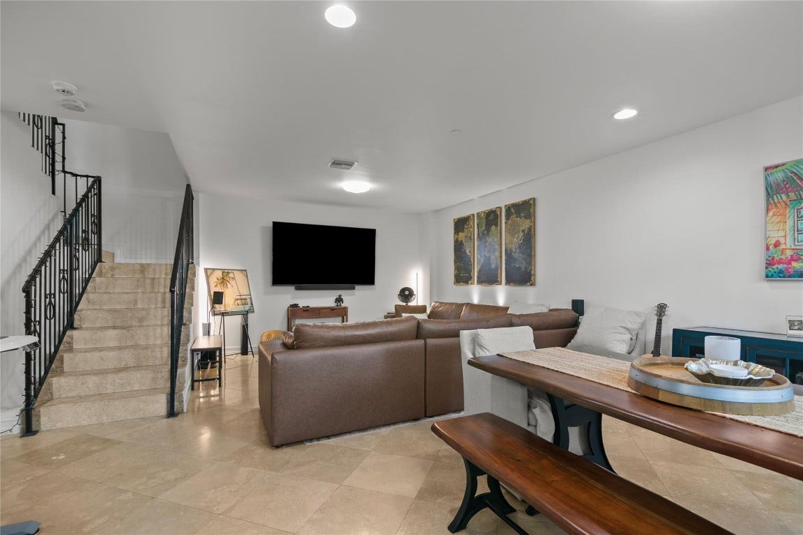 732 NE 15th Avenue, Fort Lauderdale, Fort Lauderdale, FL 33304
