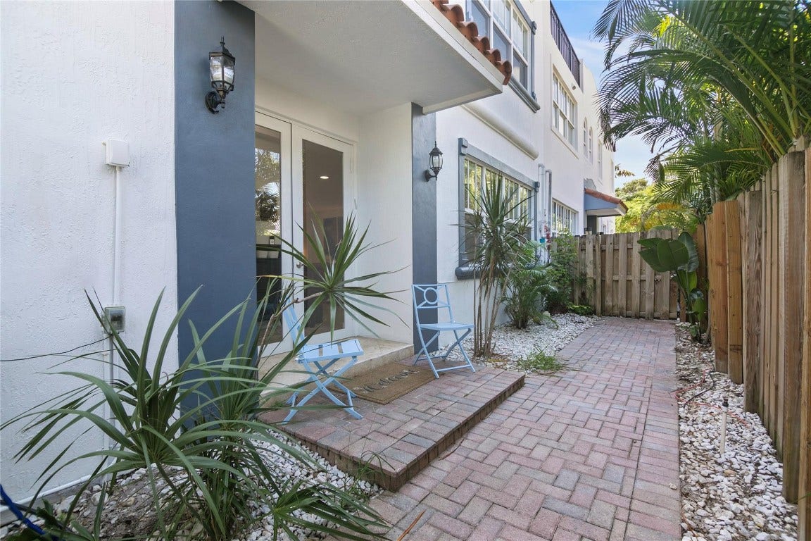 732 NE 15th Avenue, Fort Lauderdale, Fort Lauderdale, FL 33304