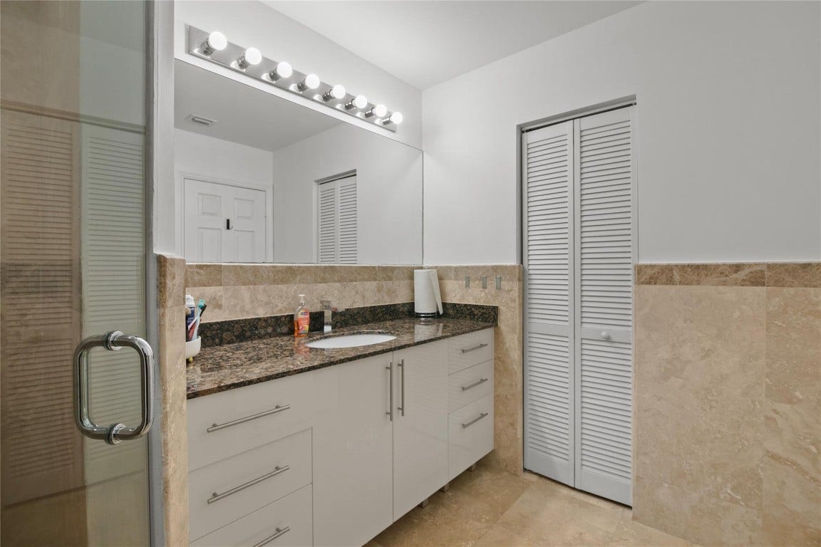 732 NE 15th Avenue, Fort Lauderdale, Fort Lauderdale, FL 33304