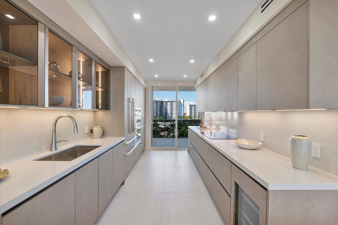 3100 N Ocean Boulevard, #704, Fort Lauderdale, FL 33308