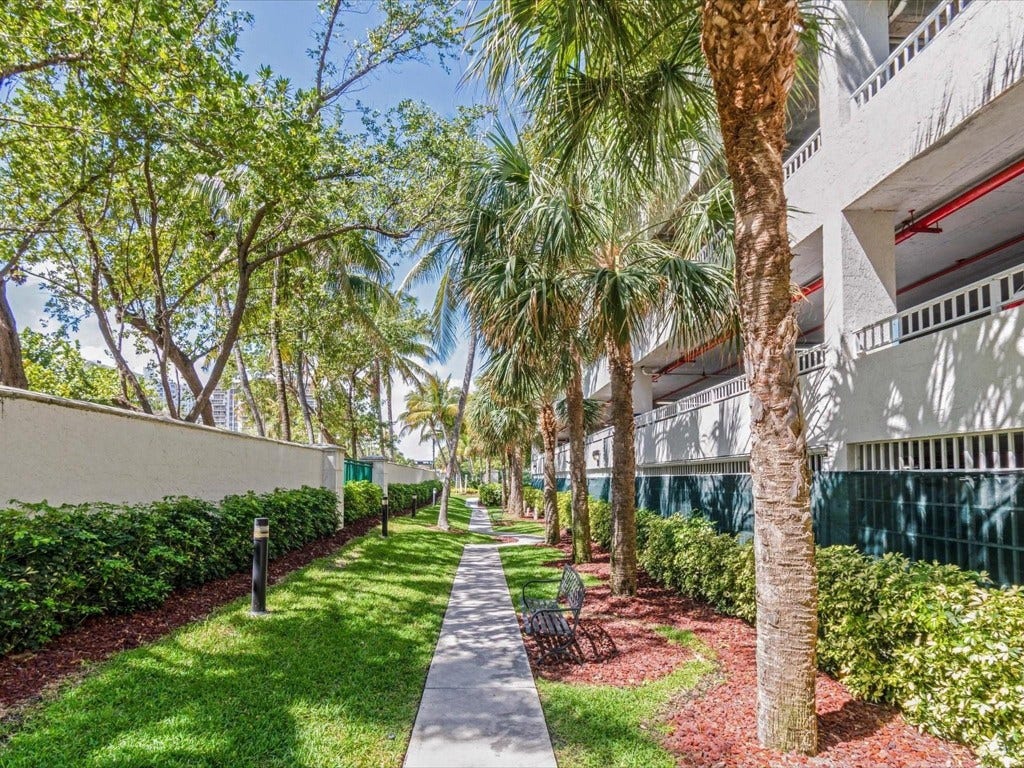 3100 N Ocean Boulevard, #704, Fort Lauderdale, FL 33308