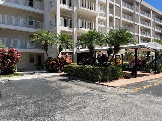 2851 S Palm Aire Drive, #610, Pompano Beach, FL 33069