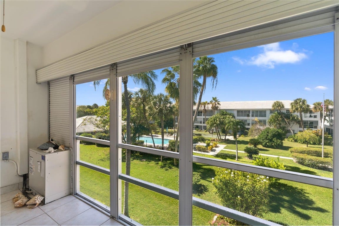 2050 NE 39th Street, #302e, Lighthouse Point, FL 33064