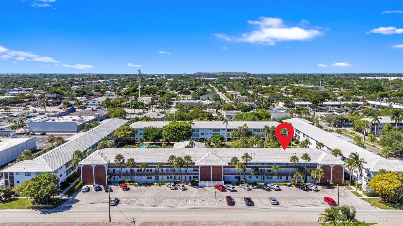 2050 NE 39th Street, #302e, Lighthouse Point, FL 33064