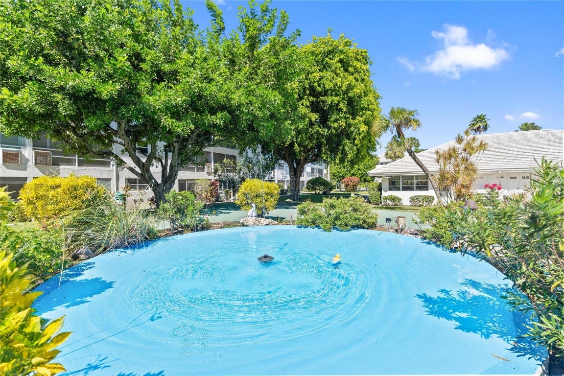 2050 NE 39th Street, #302e, Lighthouse Point, FL 33064