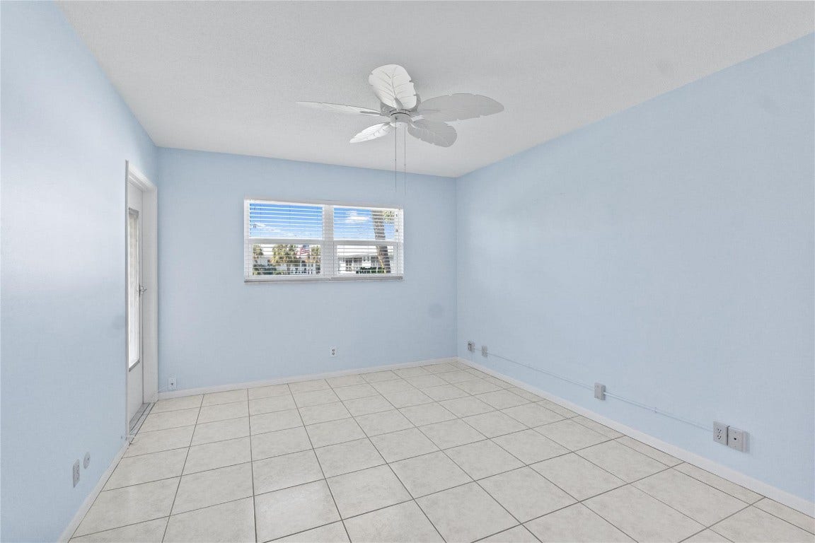 2050 NE 39th Street, #302e, Lighthouse Point, FL 33064