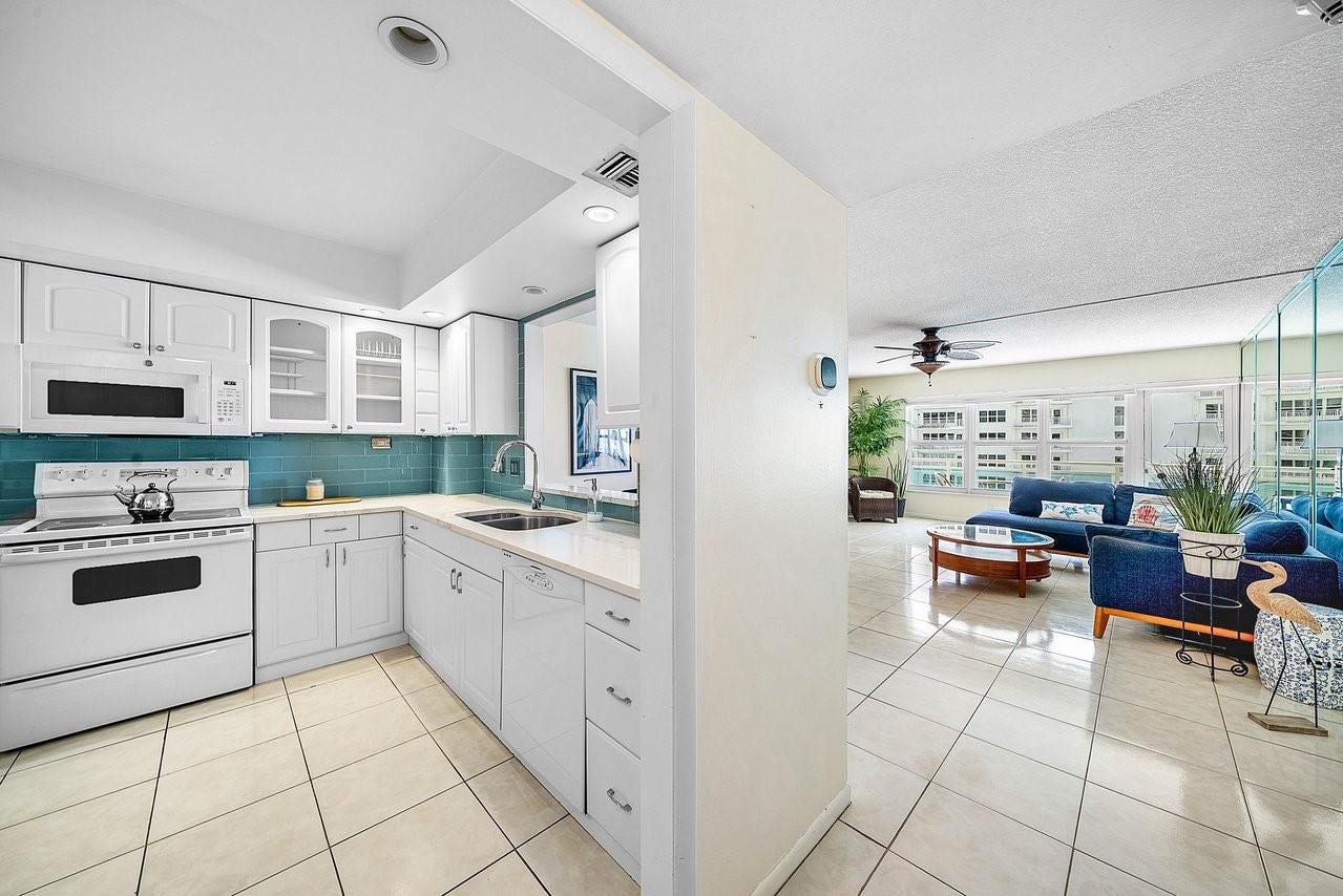 3900 Galt Ocean Drive, #1004, Fort Lauderdale, FL 33308 Photo 2
