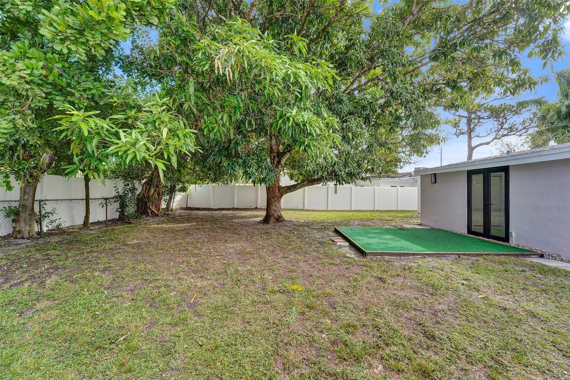 Huge Garden