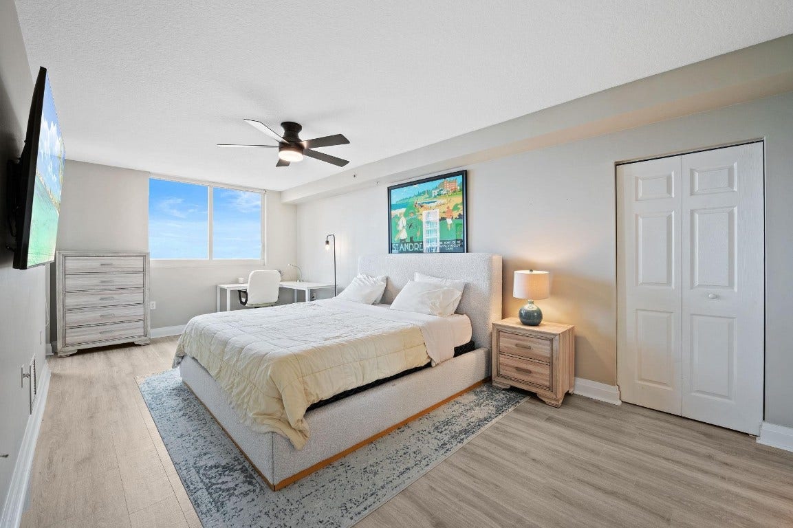 2011 N Ocean Boulevard, #1605, Fort Lauderdale, FL 33305