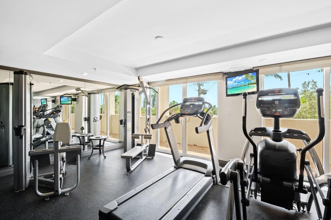 2011 N Ocean Boulevard, #1605, Fort Lauderdale, FL 33305