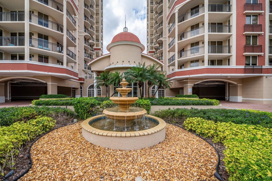 2011 N Ocean Boulevard, #1605, Fort Lauderdale, FL 33305