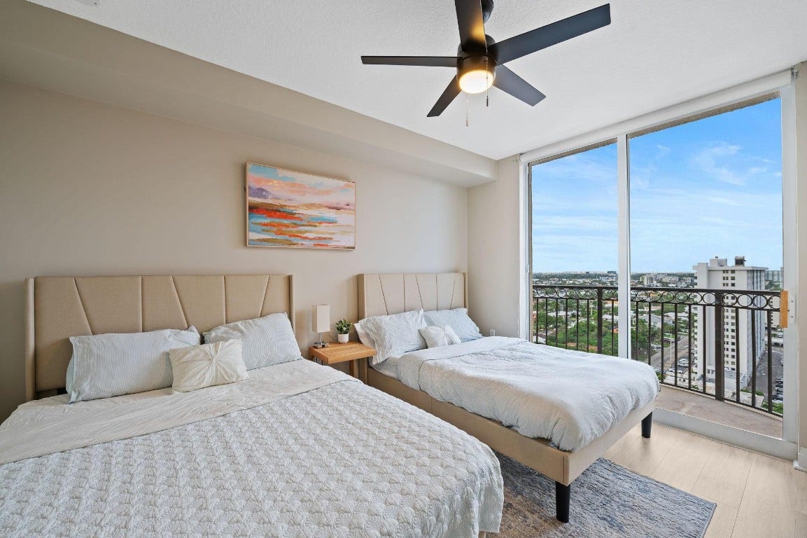 2011 N Ocean Boulevard, #1605, Fort Lauderdale, FL 33305