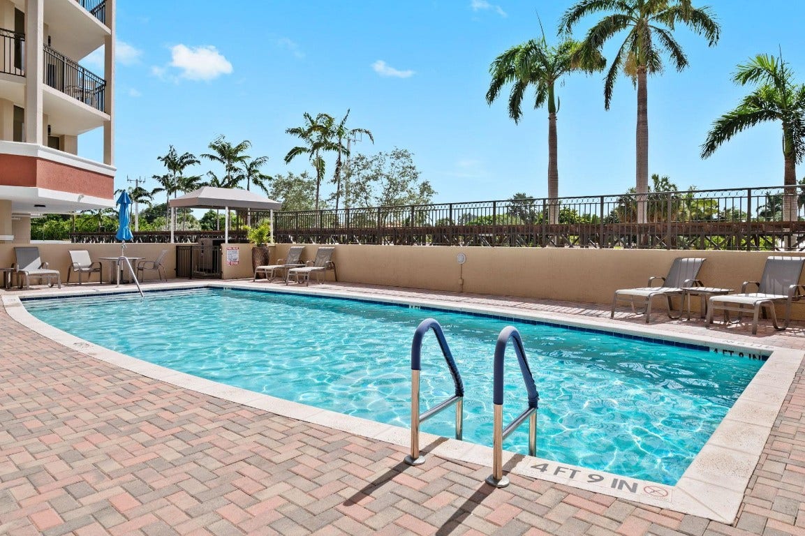 2011 N Ocean Boulevard, #1605, Fort Lauderdale, FL 33305