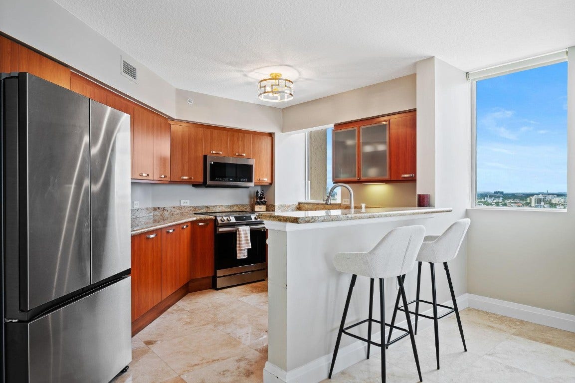 2011 N Ocean Boulevard, #1605, Fort Lauderdale, FL 33305