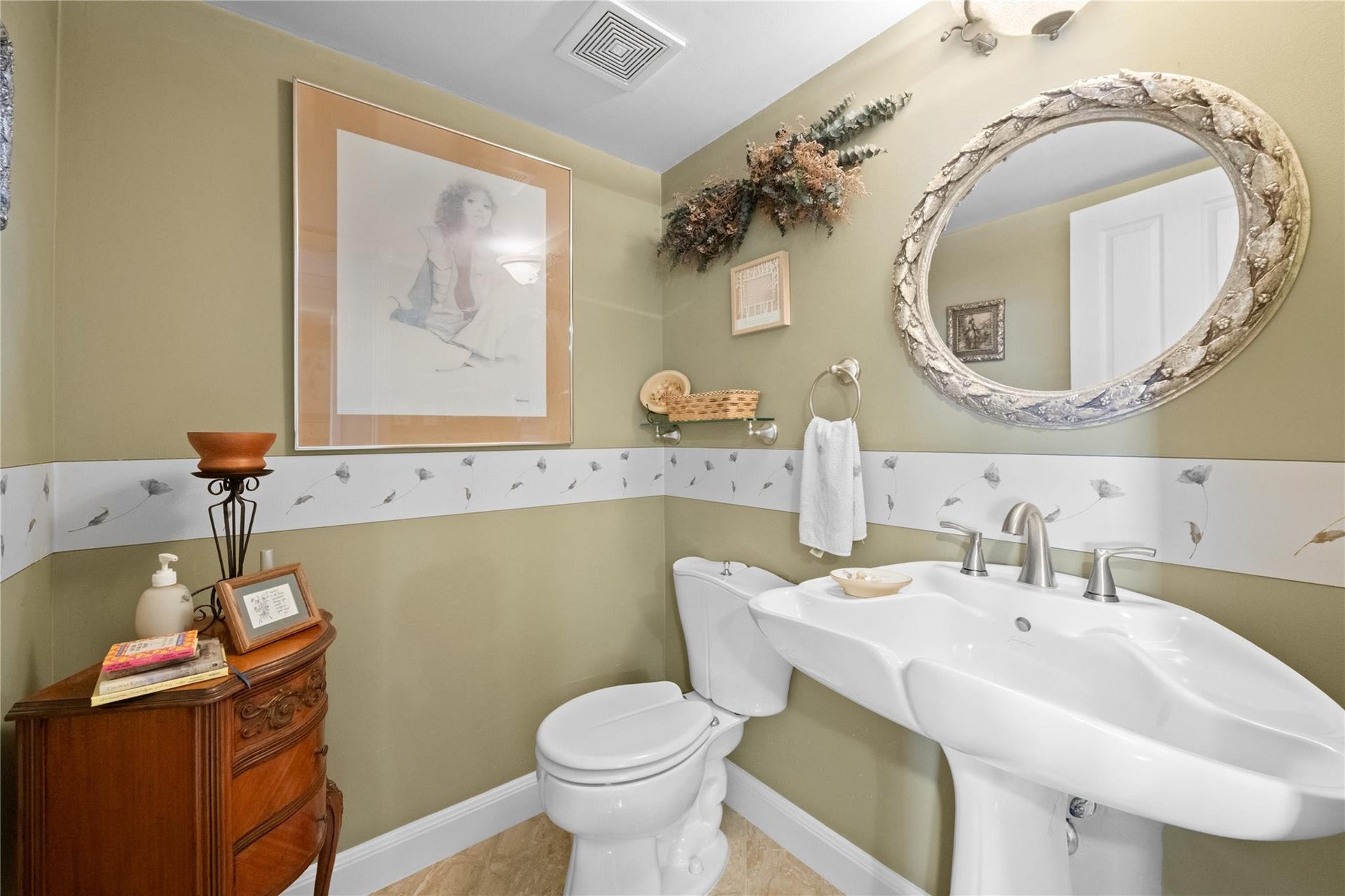 Powder room.