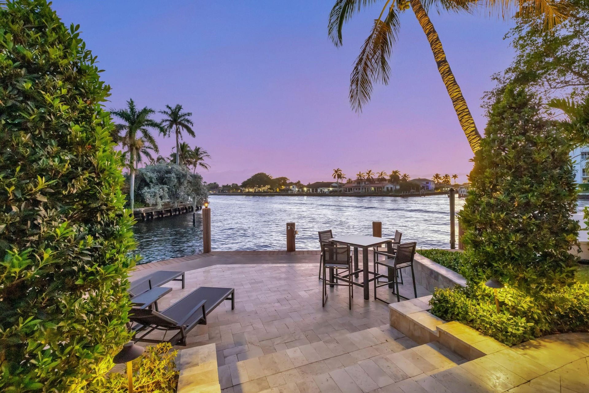 288 S Tradewinds Avenue, Lauderdale By The Sea, FL 33308