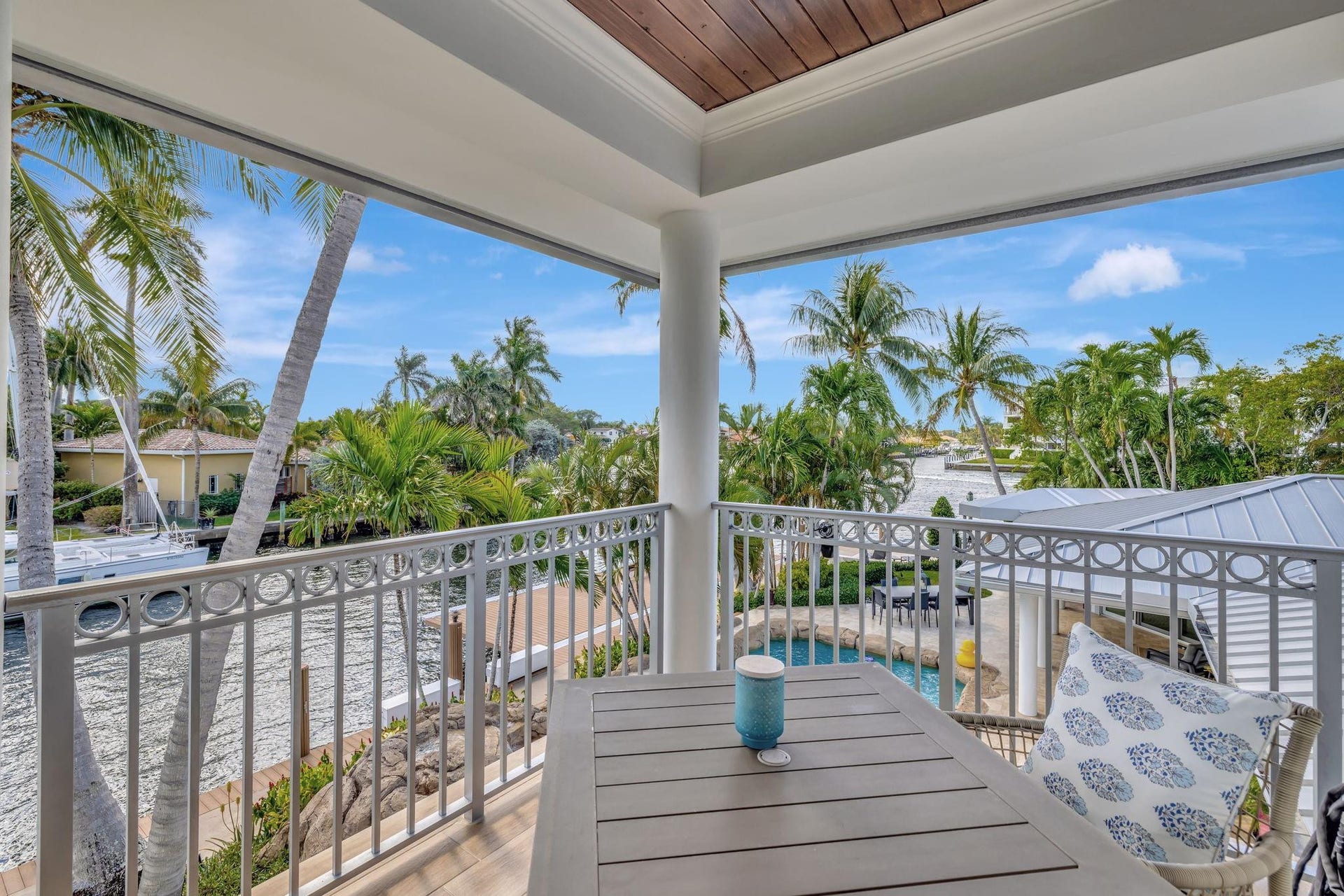 288 S Tradewinds Avenue, Lauderdale By The Sea, FL 33308