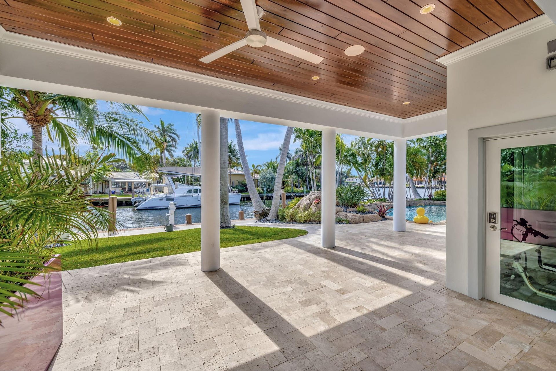 288 S Tradewinds Avenue, Lauderdale By The Sea, FL 33308