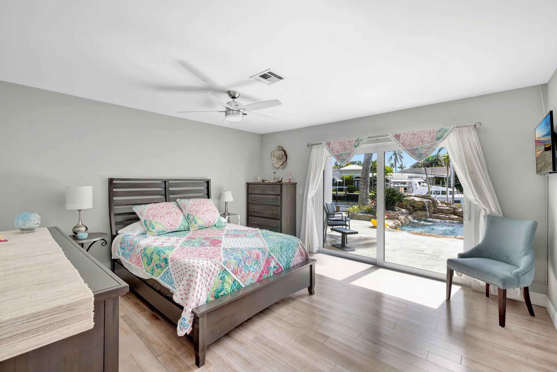 288 S Tradewinds Avenue, Lauderdale By The Sea, FL 33308