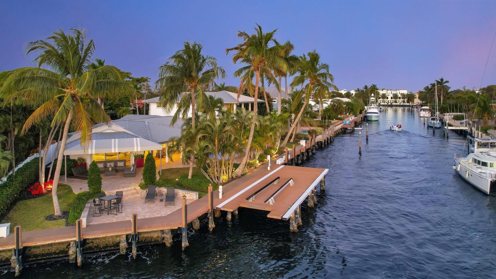 288 S Tradewinds Avenue, Lauderdale By The Sea, FL 33308