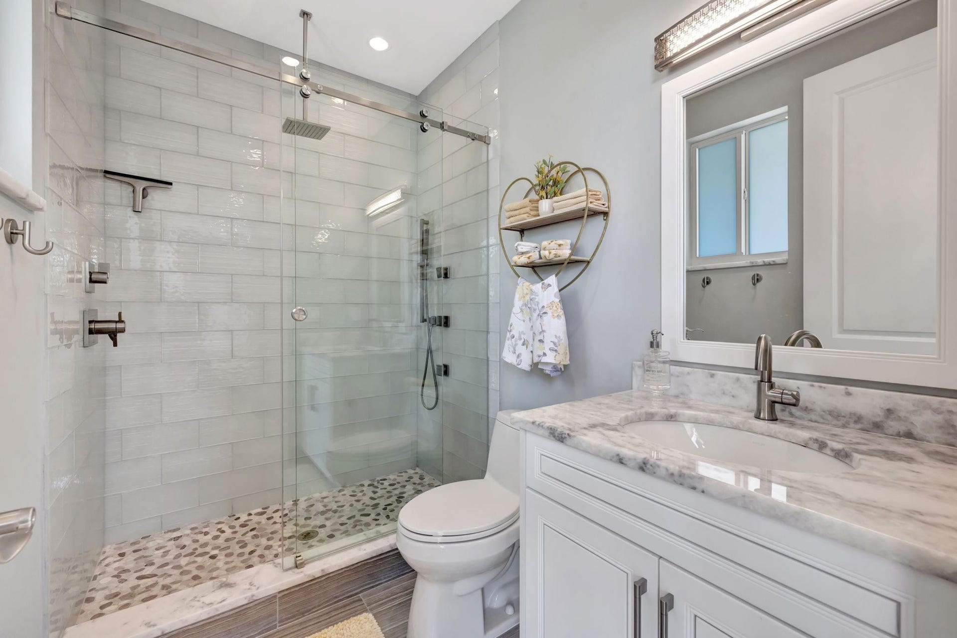 288 S Tradewinds Avenue, Lauderdale By The Sea, FL 33308