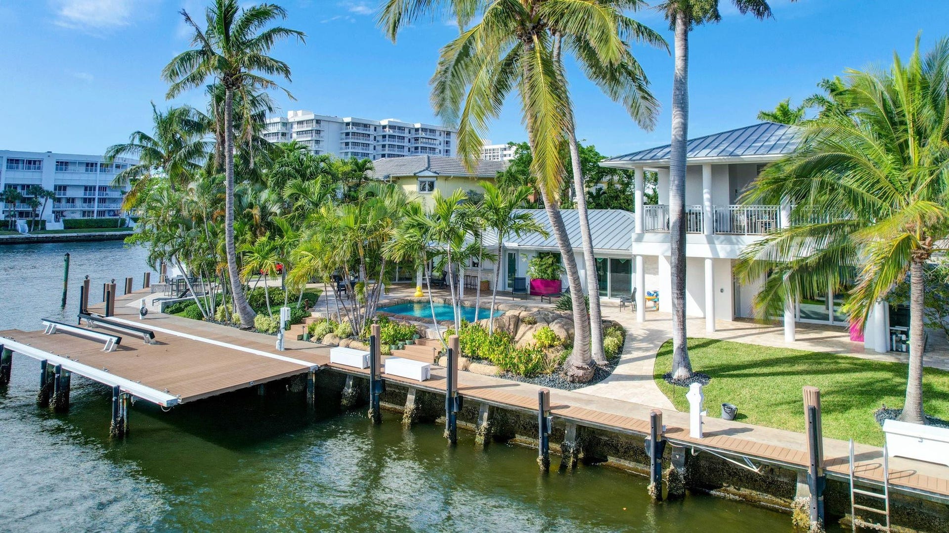 288 S Tradewinds Avenue, Lauderdale By The Sea, FL 33308