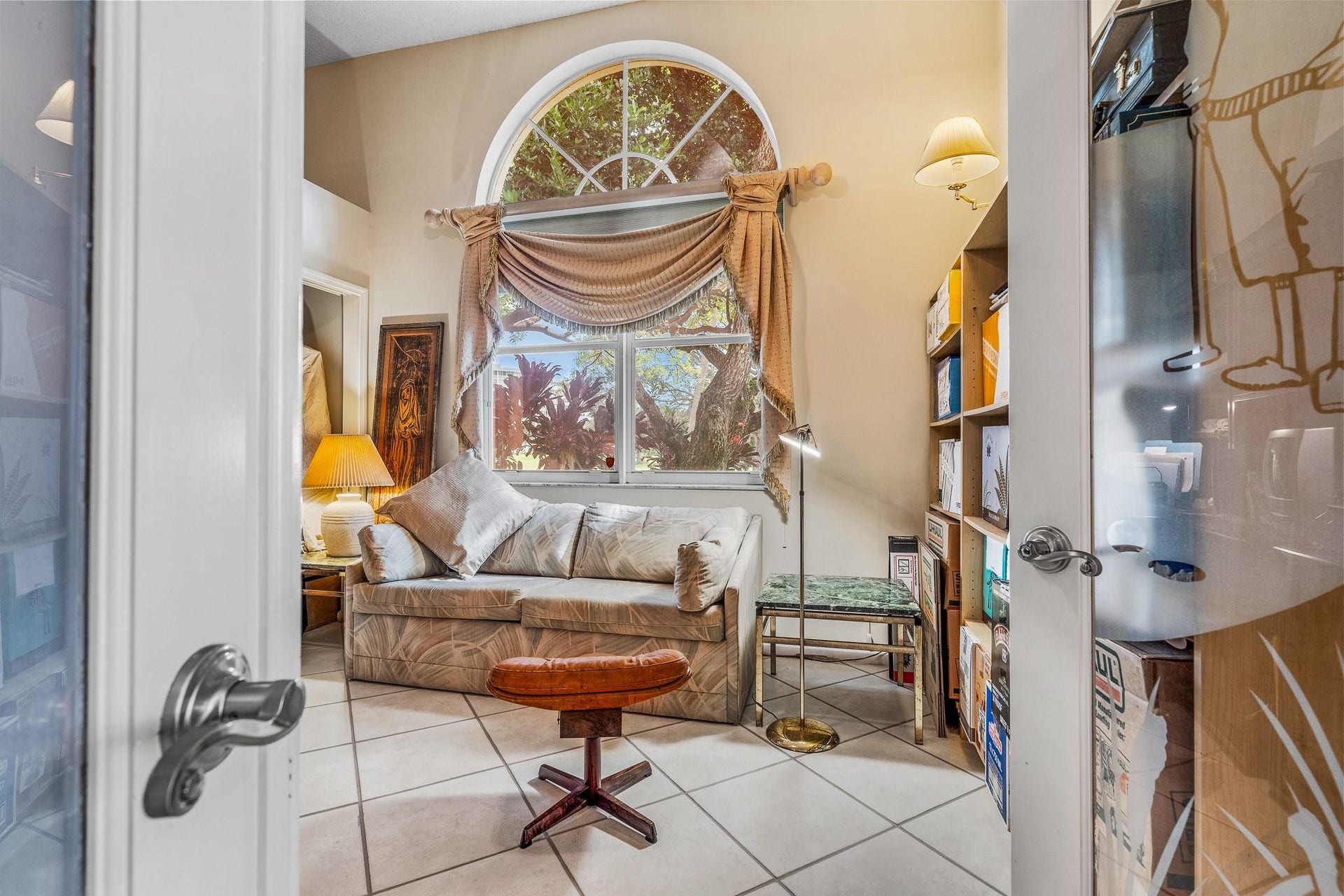 GUEST BEDROOM_OFFICE