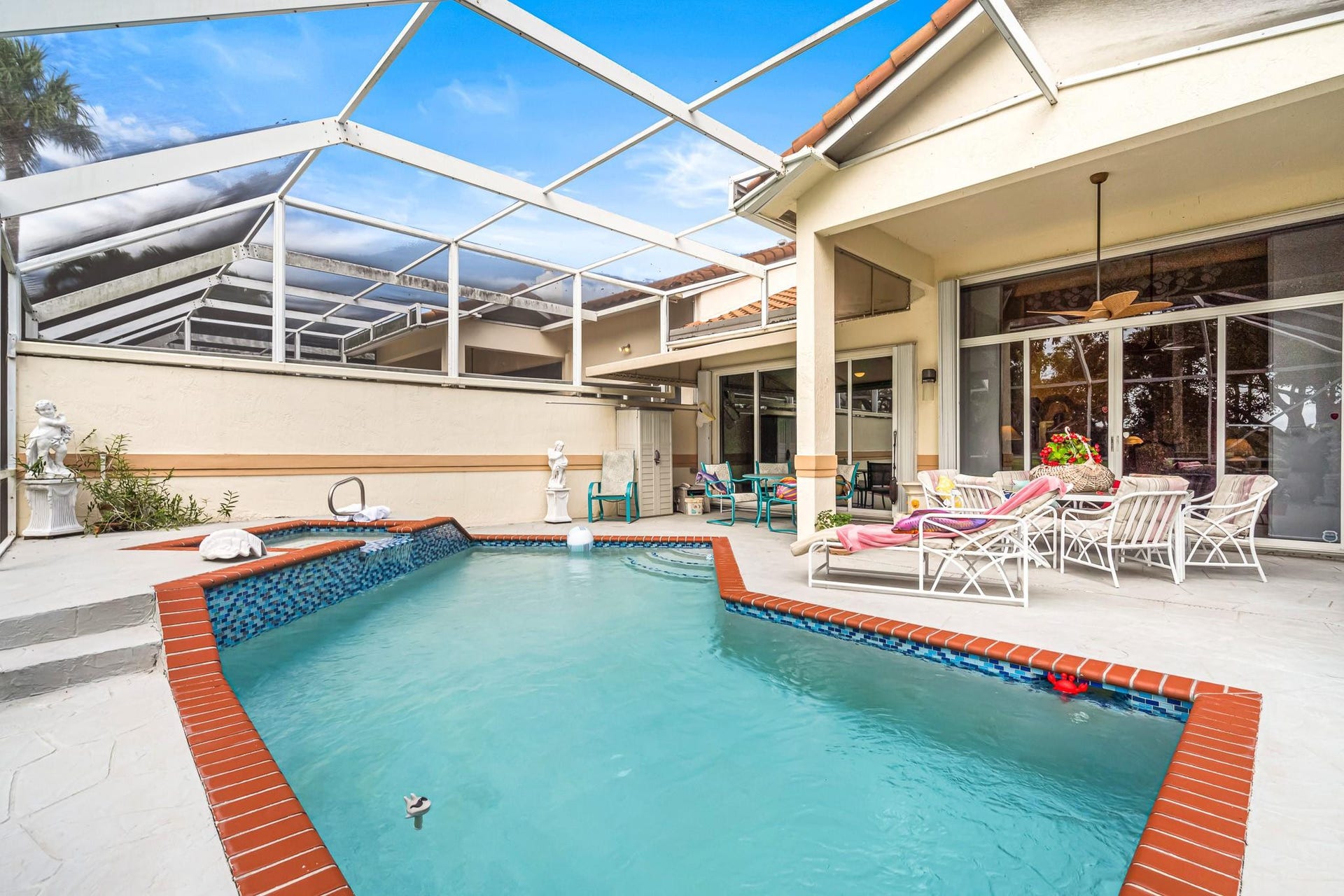 HEATED POOL