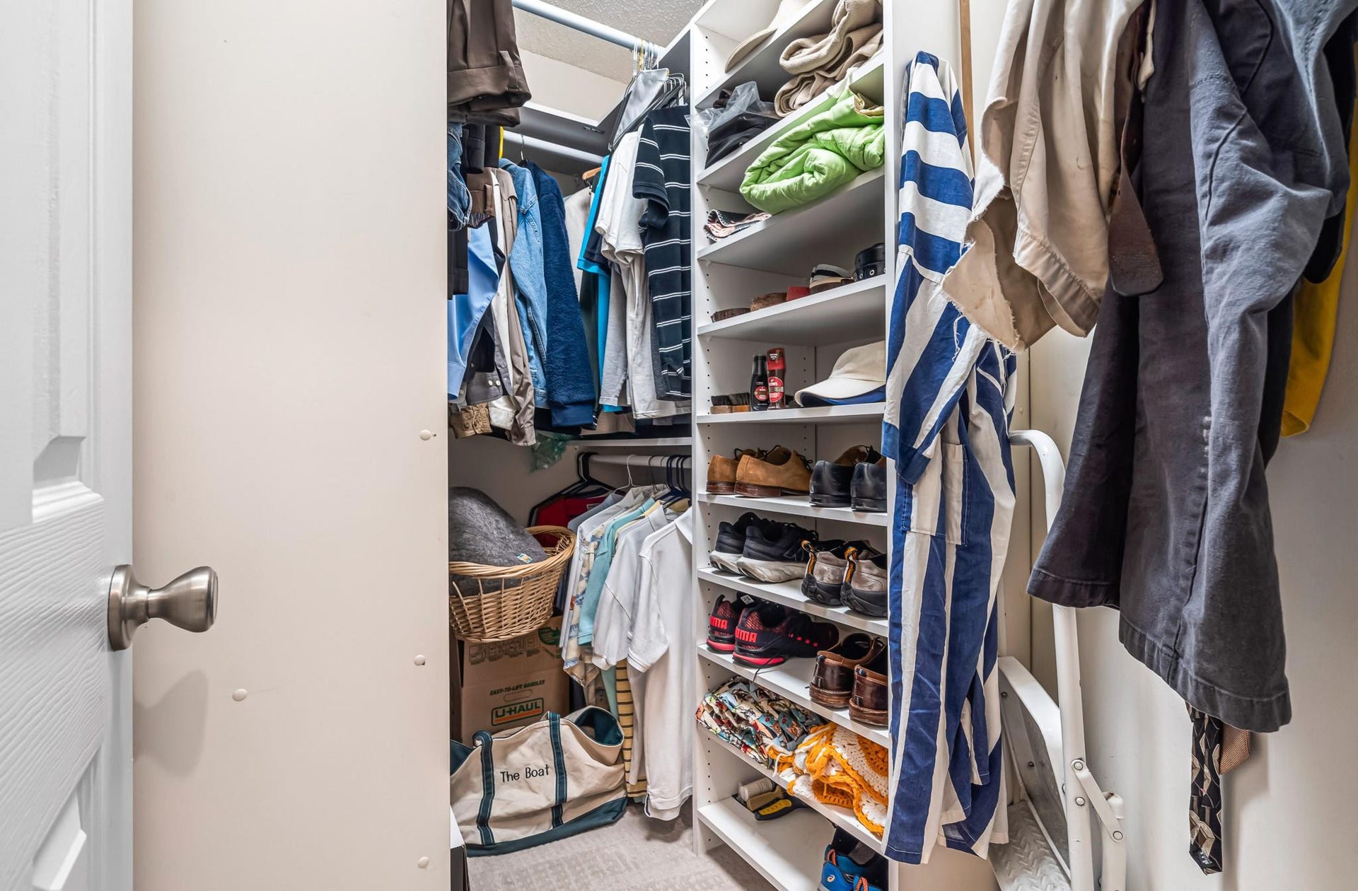 MASTER CLOSET