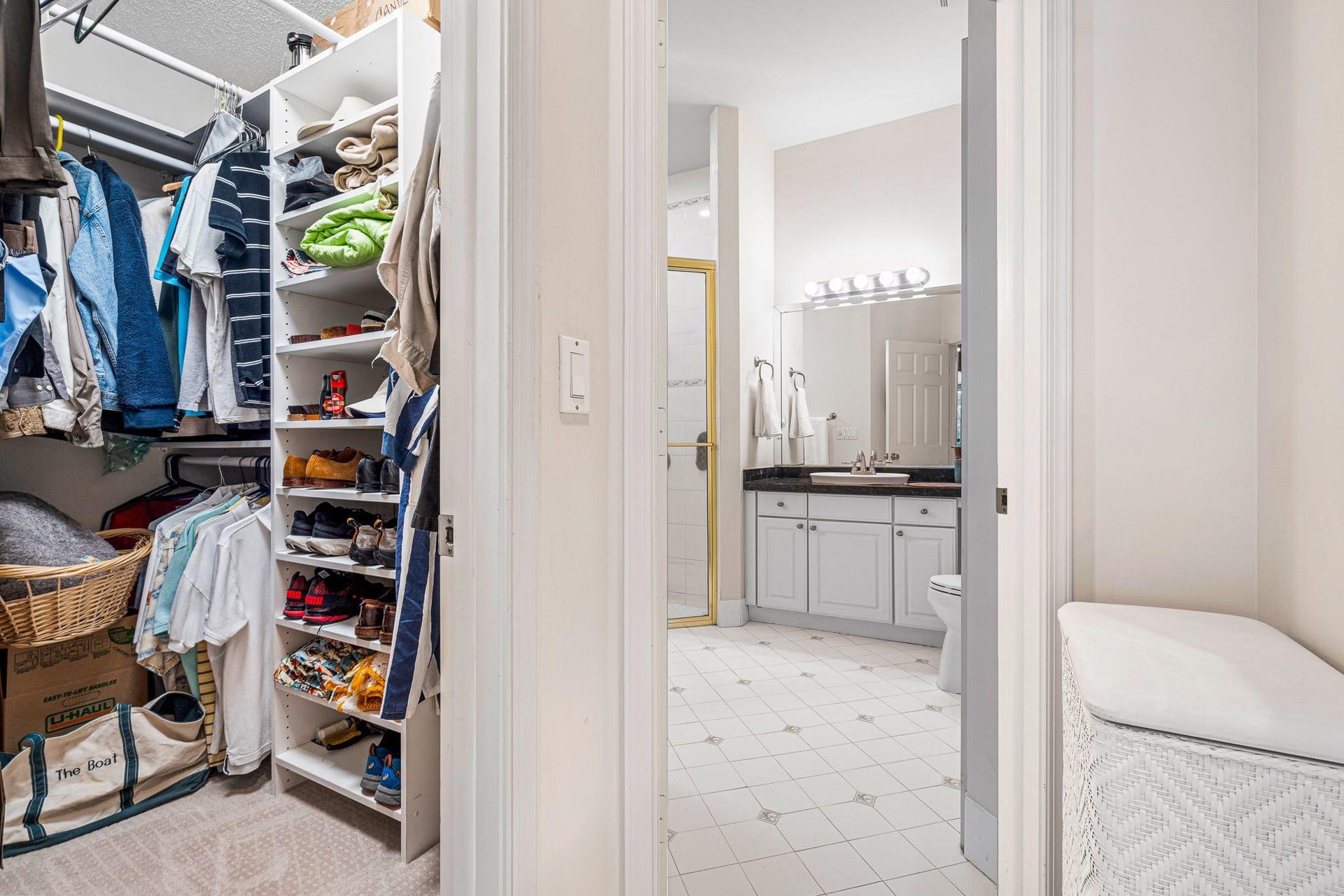 MASTER CLOSET