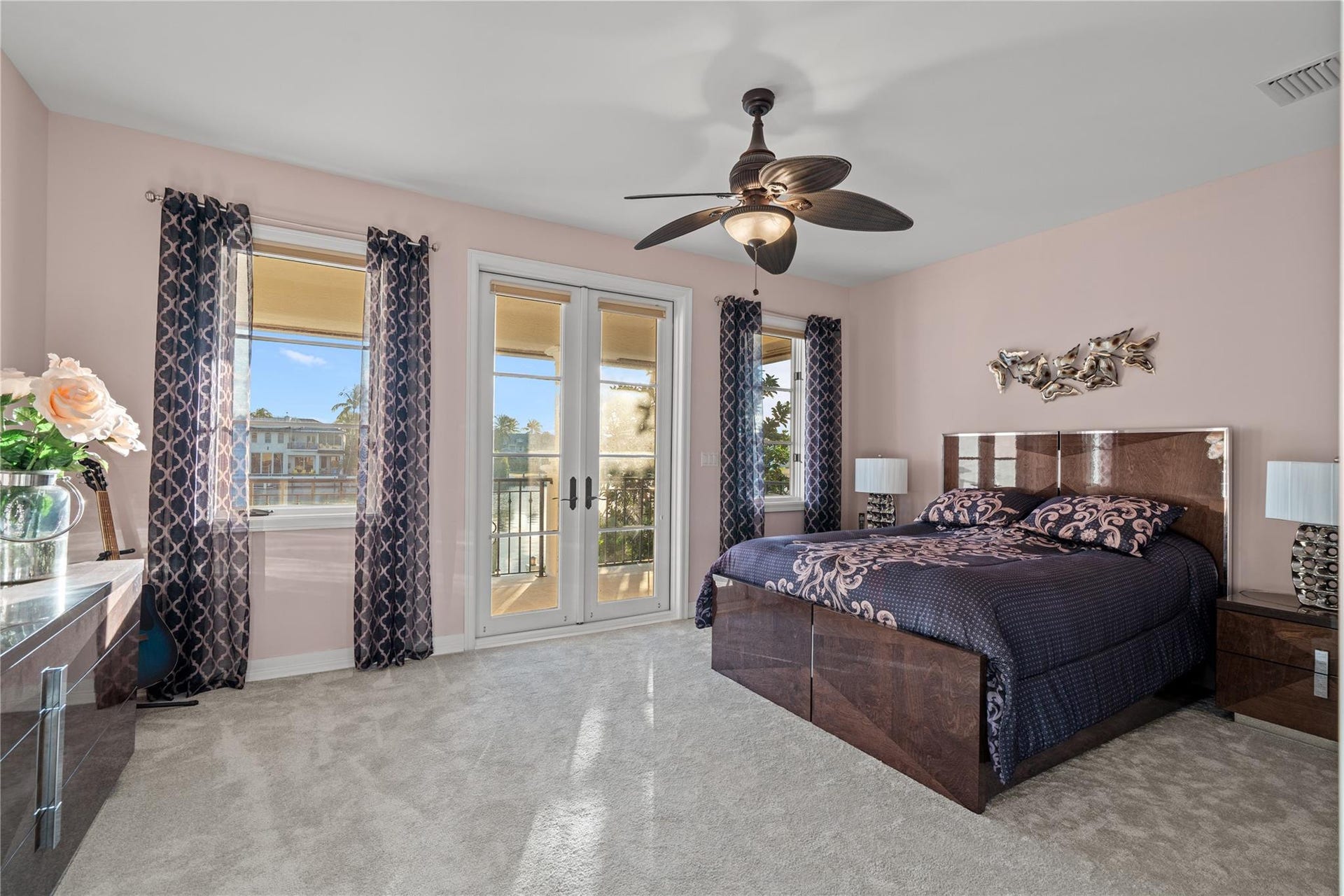 2833 NE 32nd Street, Lighthouse Point, FL 33064