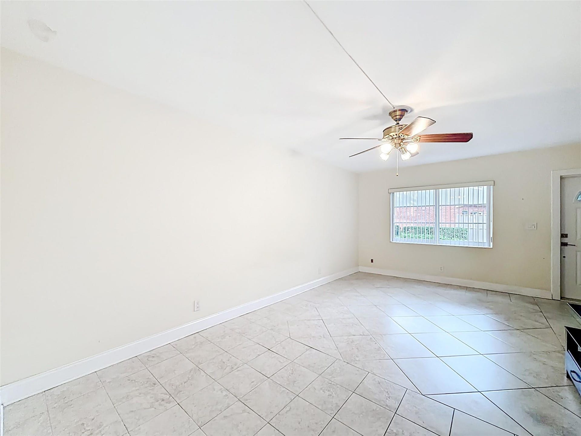 79 NE 20th Court, Wilton Manors, FL 33305 Photo 12