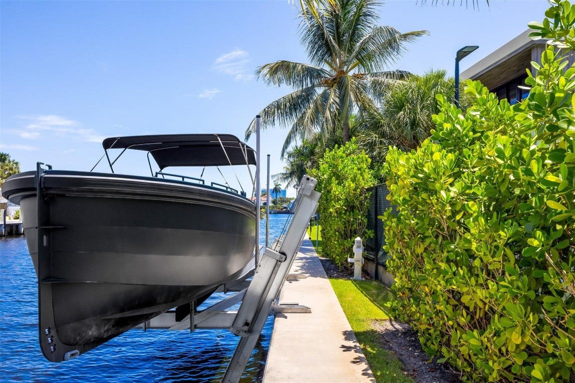 516 Mola Avenue, Fort Lauderdale, FL 33301 516 Mola Avenue, Fort Lauderdale, FL 33301
