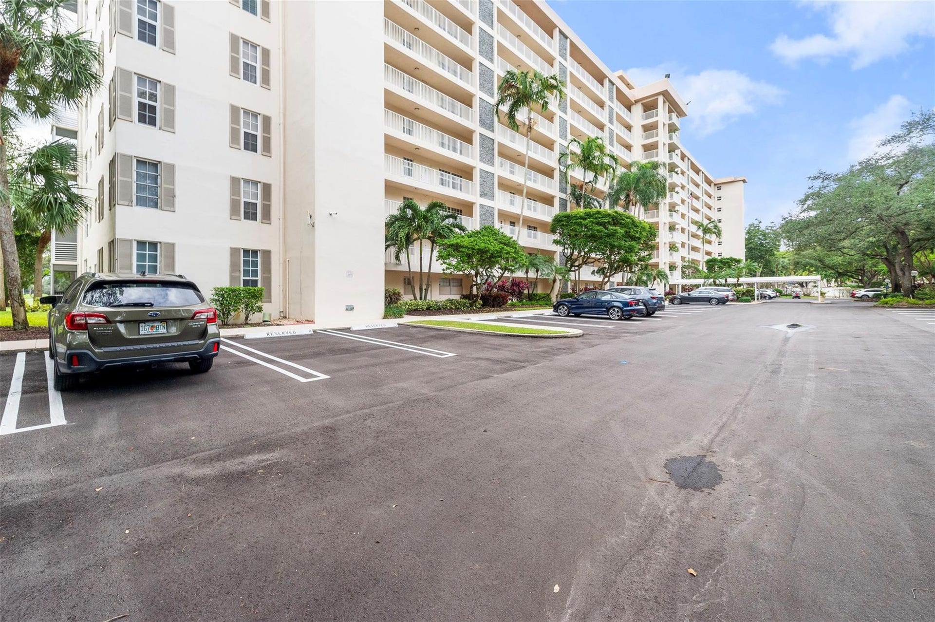 3520 Oaks Way, #806, Pompano Beach, FL 33069 Photo 18