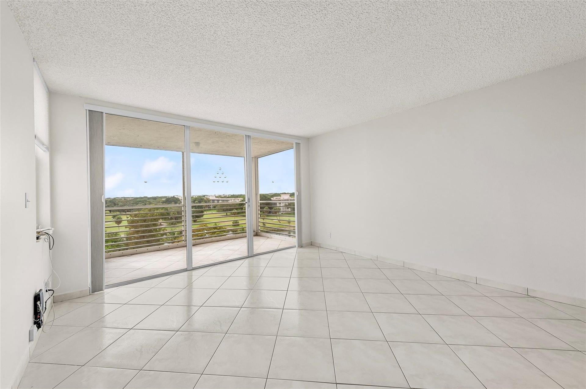 3520 Oaks Way, #806, Pompano Beach, FL 33069 Photo 11