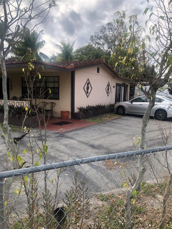 Property photo for 1100 NW 19th Street, Fort Lauderdale, FL