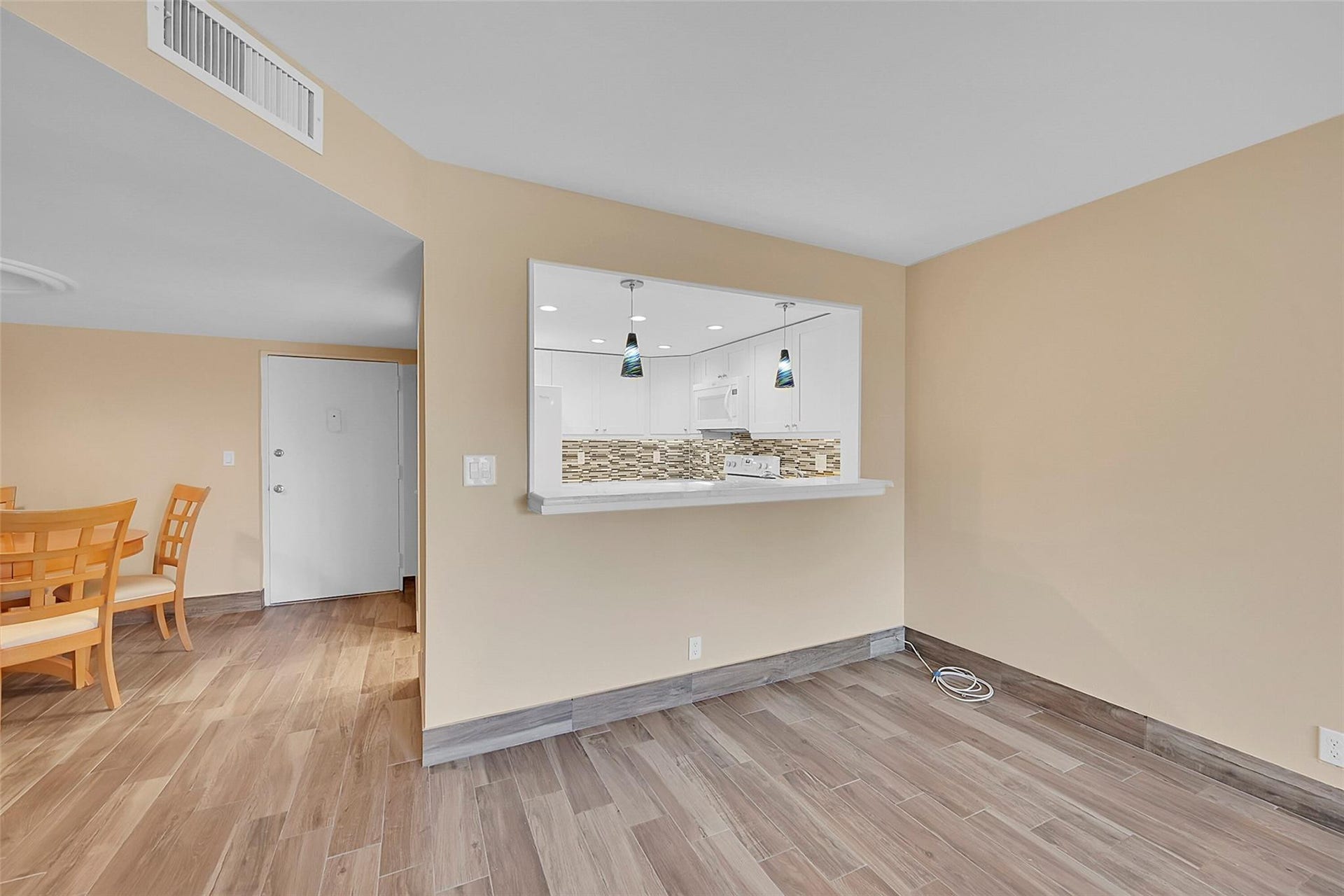3002 NE 5th Terrace, #102-b, Wilton Manors, FL 33334 Photo 13