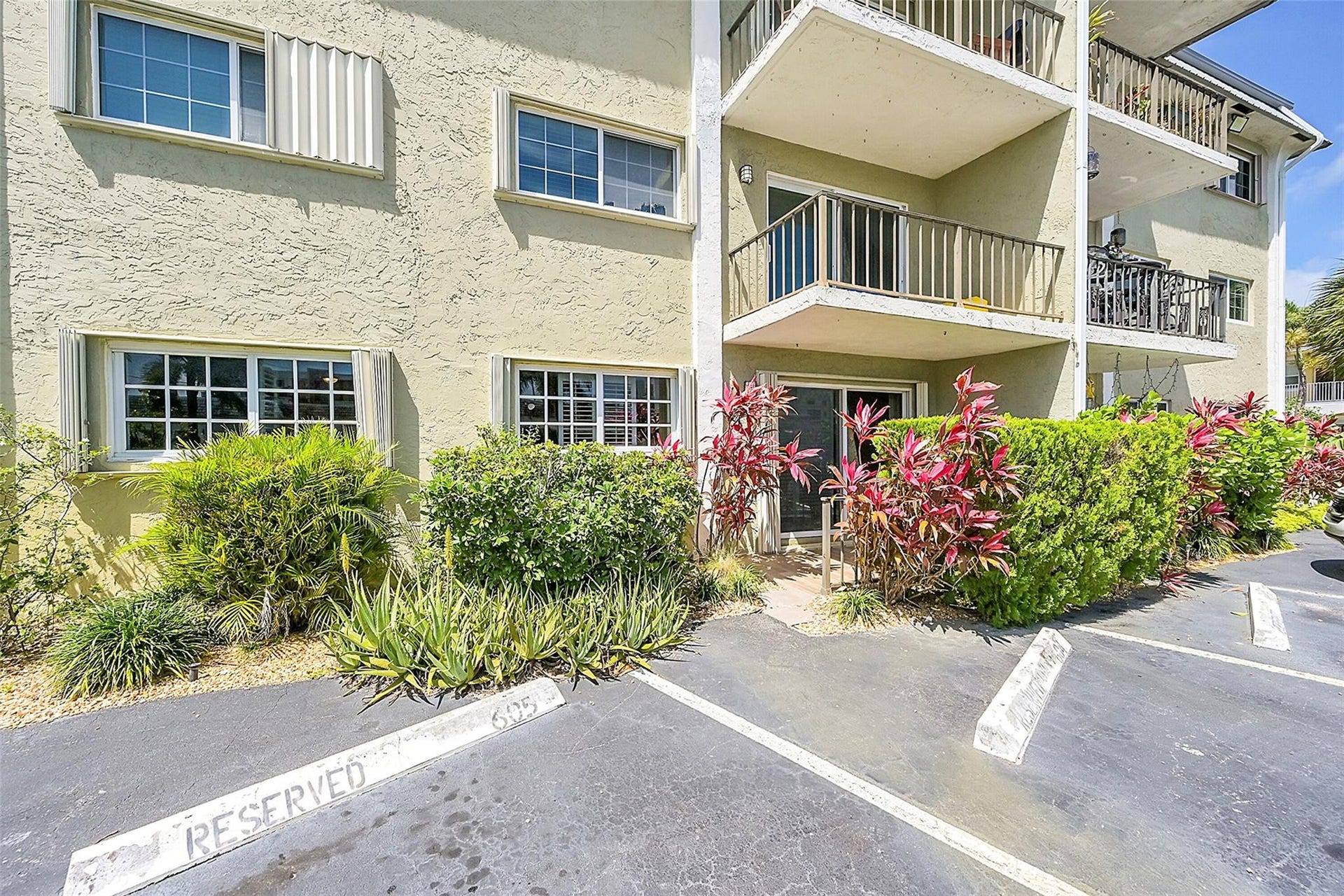 3002 NE 5th Terrace, #102-b, Wilton Manors, FL 33334 Photo 5