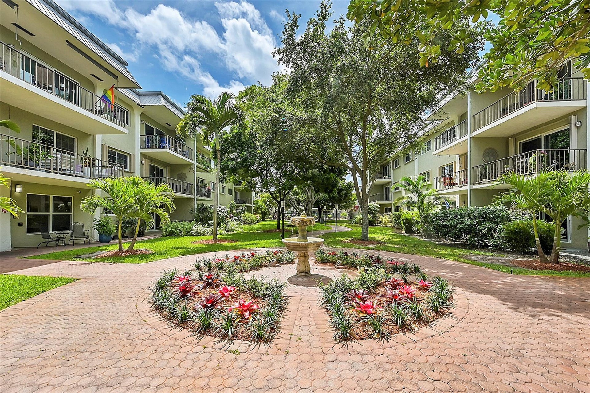 3002 NE 5th Terrace, #102-b, Wilton Manors, FL 33334 Photo 1