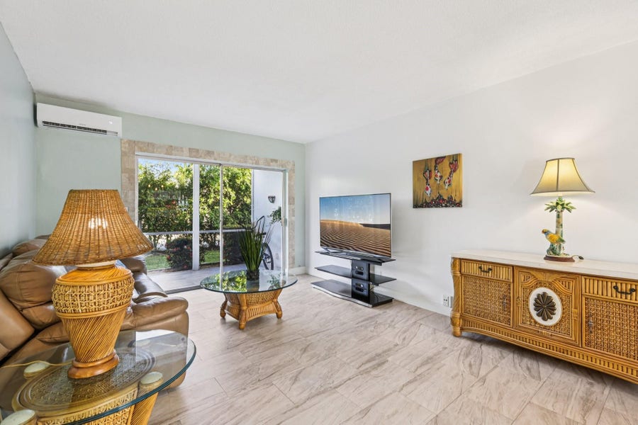 Property photo for 2131 NE 42nd Court, #106e, Lighthouse Point, FL