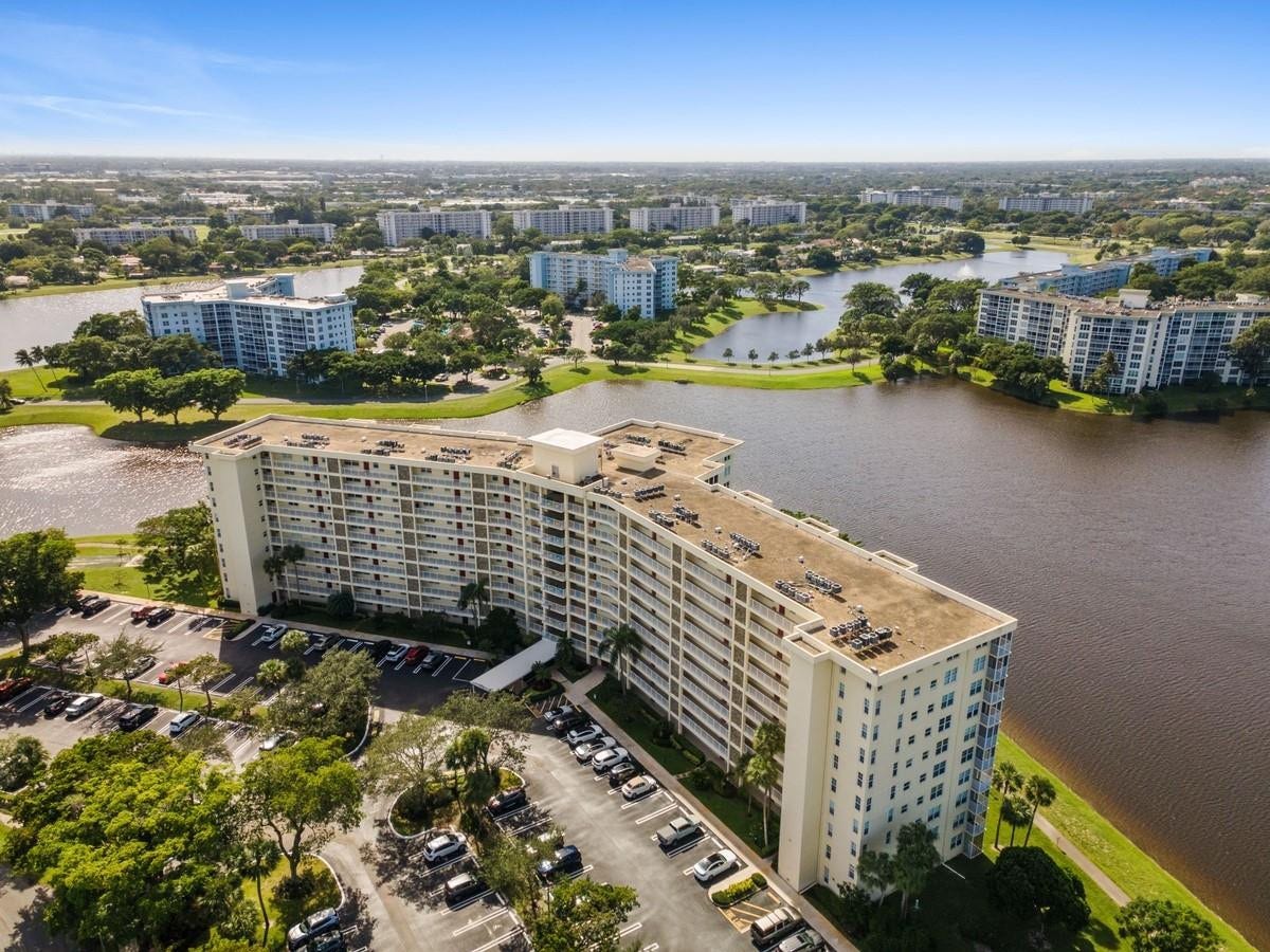3095 N Course Drive, #412, Pompano Beach, FL 33069 Photo 8