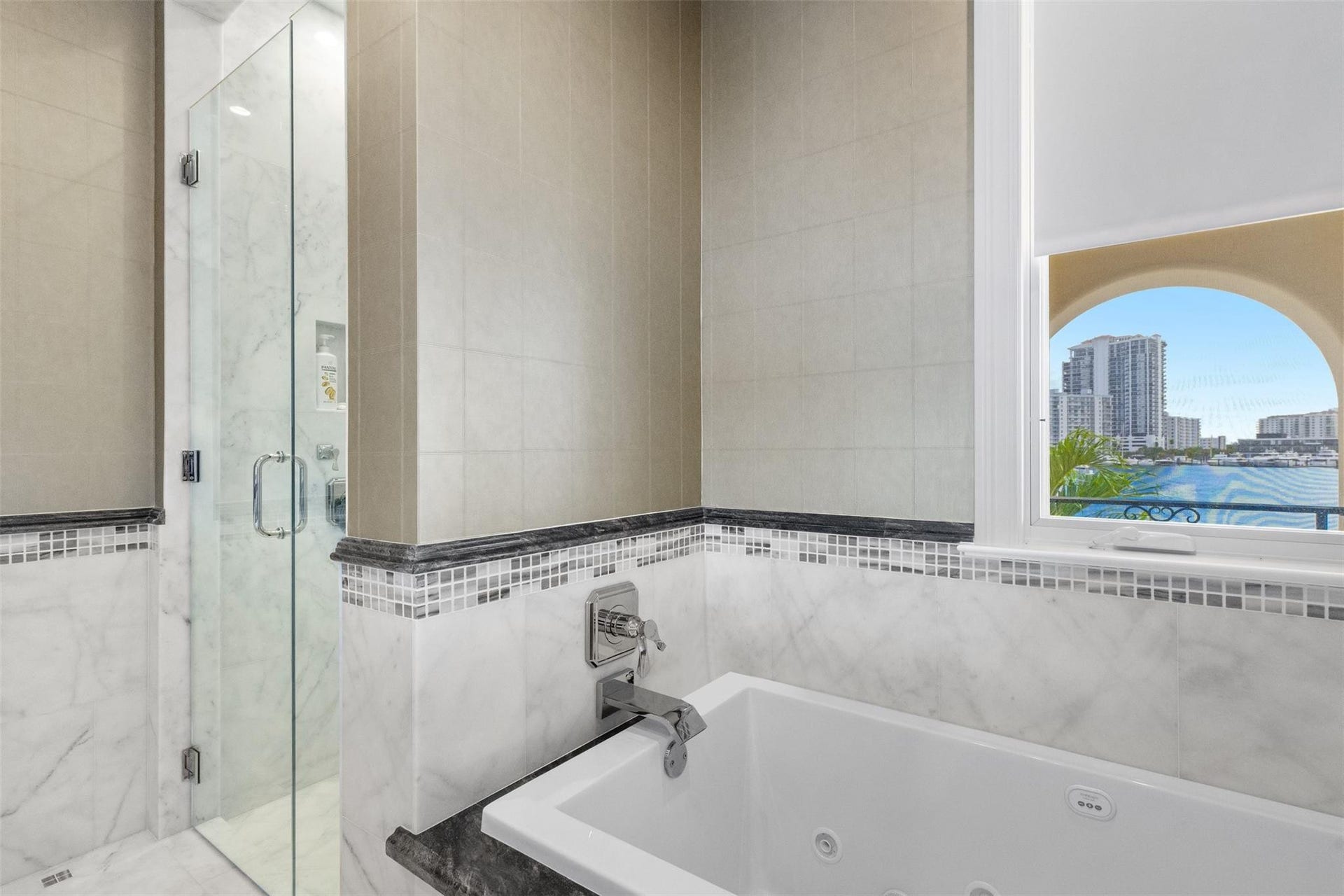 2716 Aqua Vista Boulevard, Fort Lauderdale, FL 33301 Photo 48