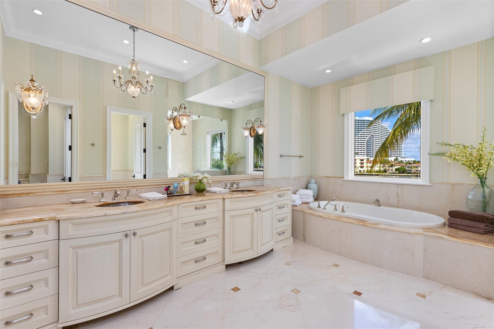 2716 Aqua Vista Boulevard, Fort Lauderdale, FL 33301 Photo 59