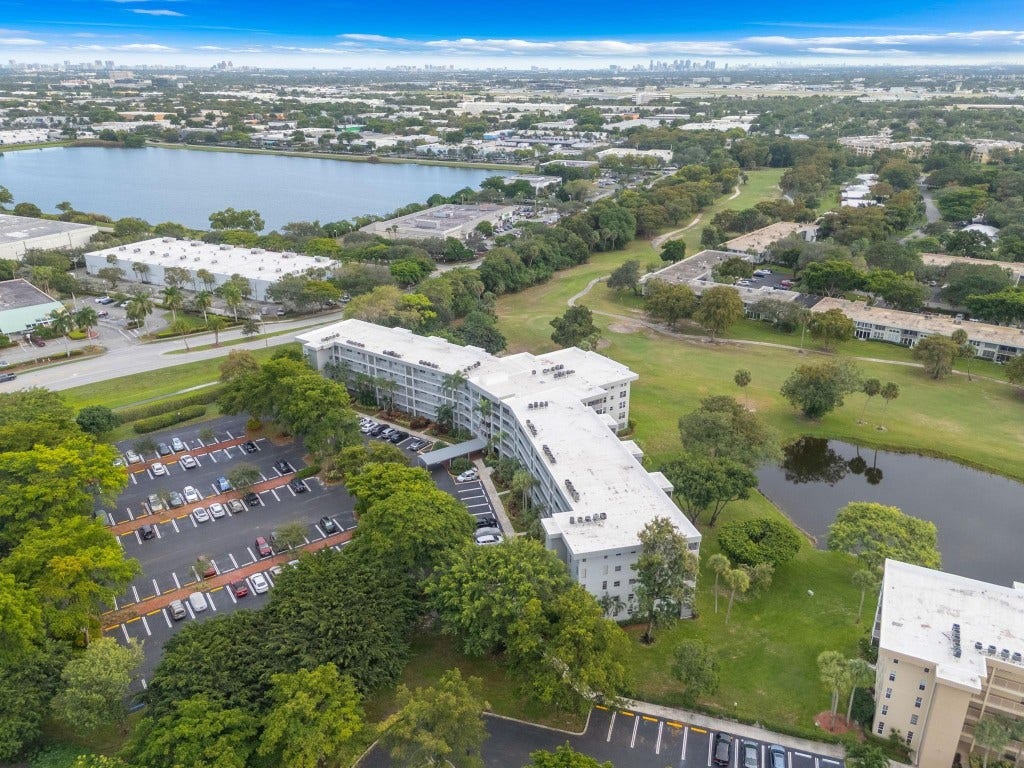 4020 W Palm Aire Drive, #312, Pompano Beach, FL 33069 4020 W Palm Aire Drive, #312, Pompano Beach, FL 33069