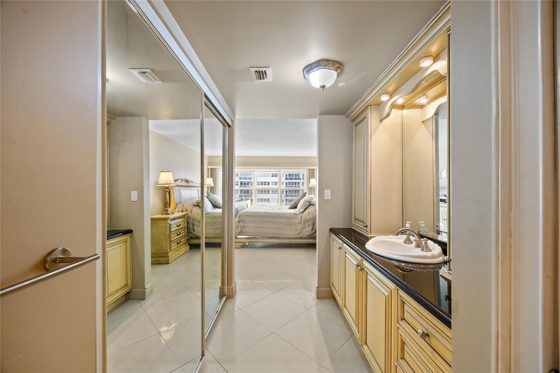 3500 Galt Ocean Drive, #1102, Fort Lauderdale, FL 33308