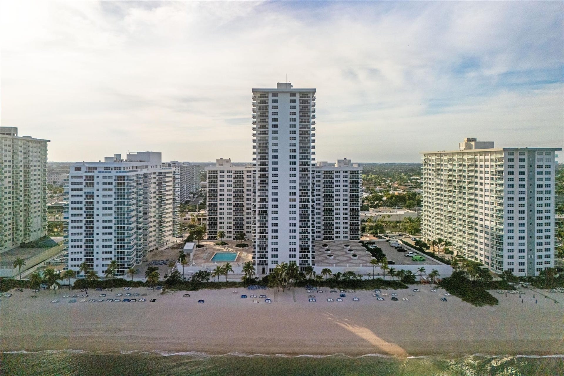3500 Galt Ocean Drive, #1102, Fort Lauderdale, FL 33308