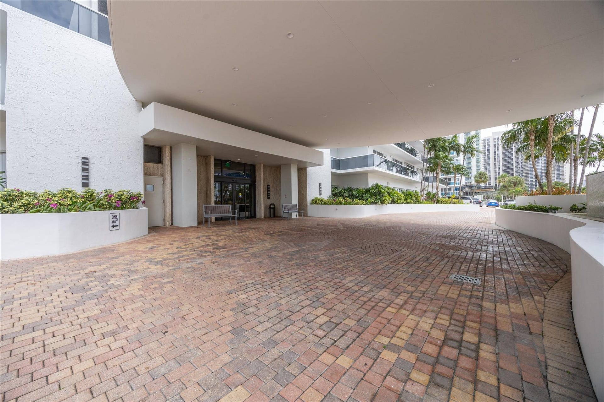 3500 Galt Ocean Drive, #1102, Fort Lauderdale, FL 33308