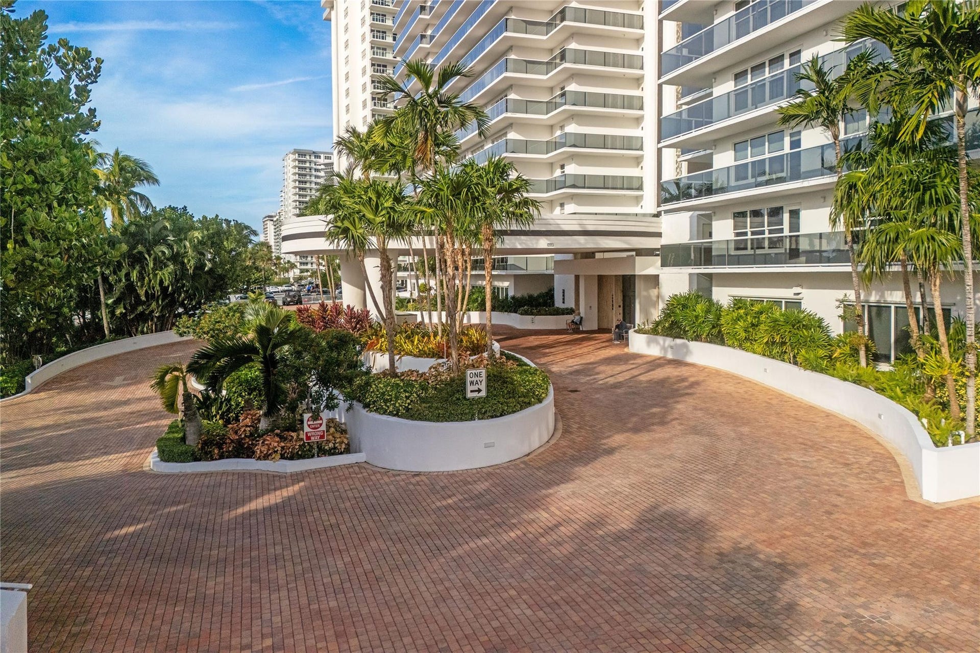 3500 Galt Ocean Drive, #1102, Fort Lauderdale, FL 33308