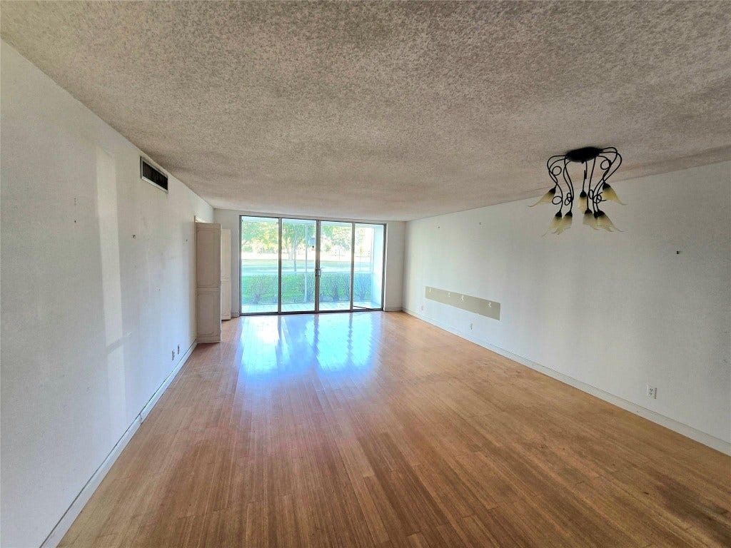 2940 N Course Drive, #112, Pompano Beach, FL 33069 2940 N Course Drive, #112, Pompano Beach, FL 33069