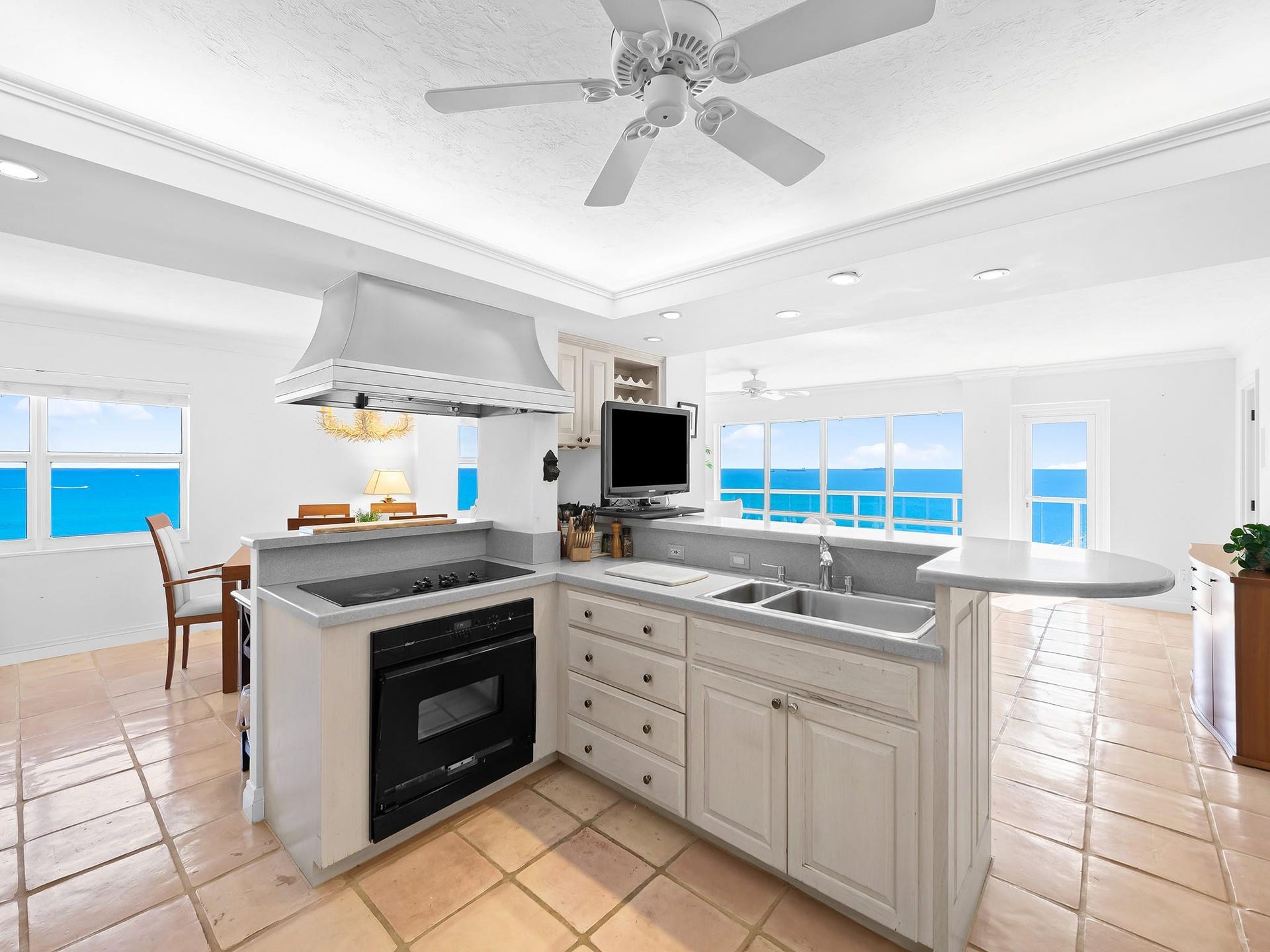 3400 Galt Ocean Drive, #1202S, Fort Lauderdale, FL 33308 Kitchen